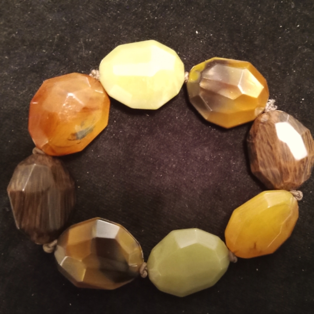 DRESSBARN FASHION STRETCHY BRACELET BROWN GREEN GOLD BEADS